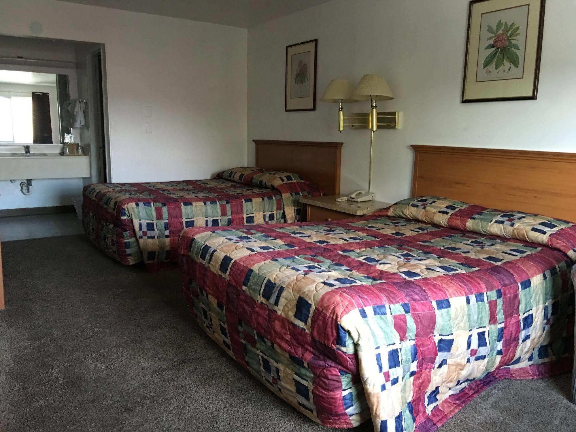 Beaverton Budget Inn エクステリア 写真