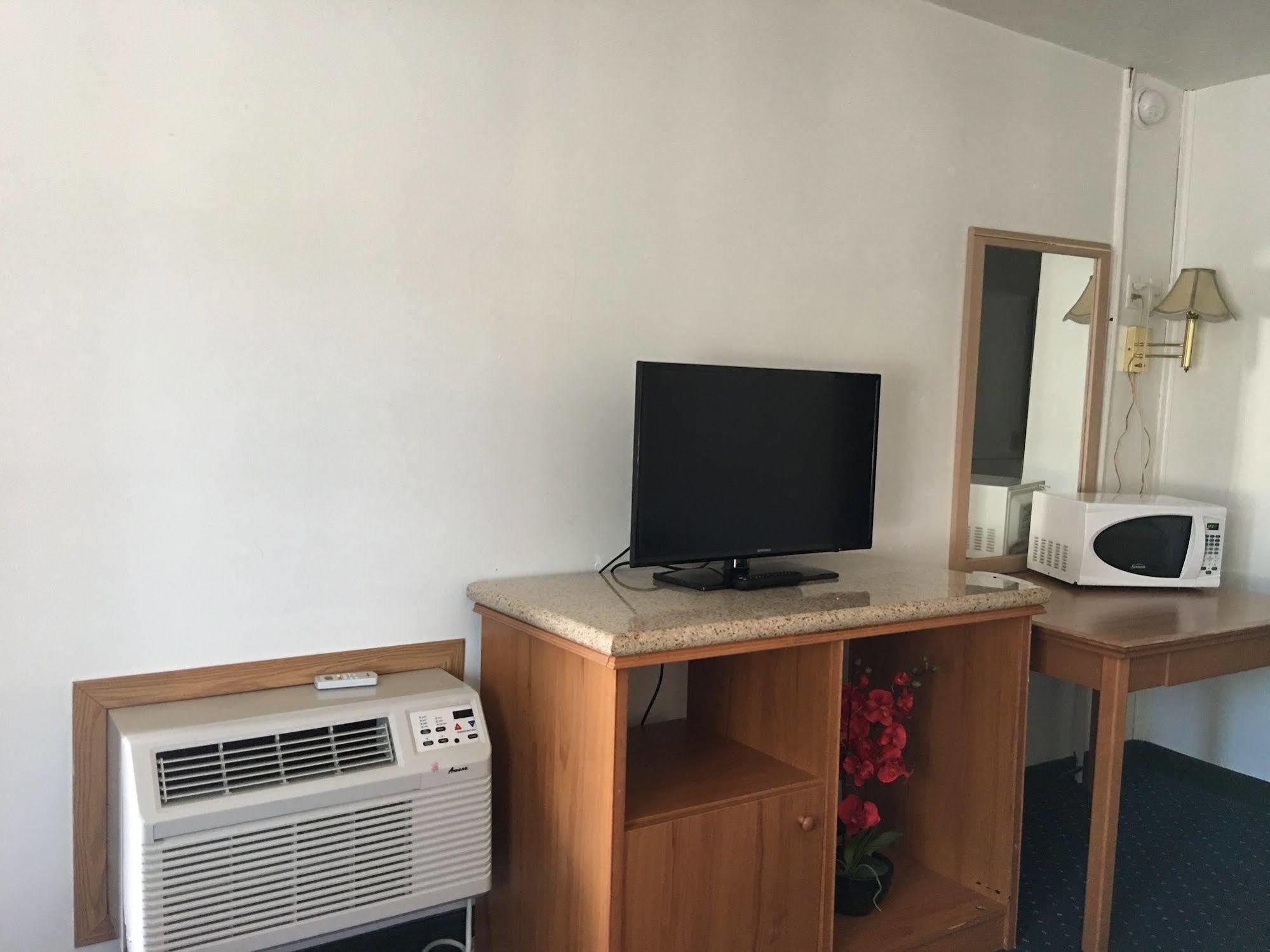 Beaverton Budget Inn エクステリア 写真